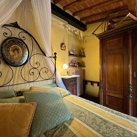 Casa Giulia, Il Gioiello Del Borgo Lejlighed Certaldo Eksteriør billede
