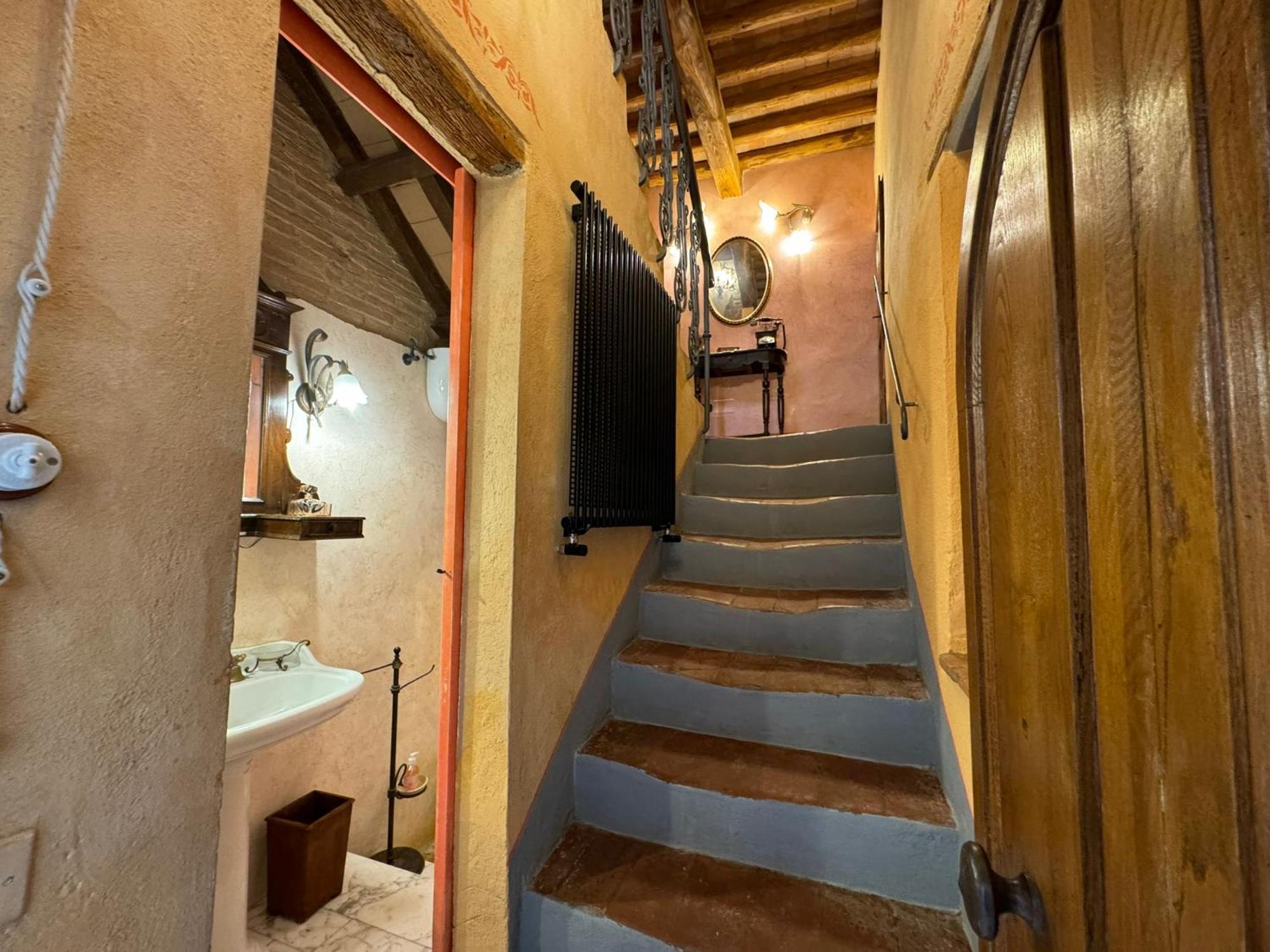 Casa Giulia, Il Gioiello Del Borgo Lejlighed Certaldo Eksteriør billede