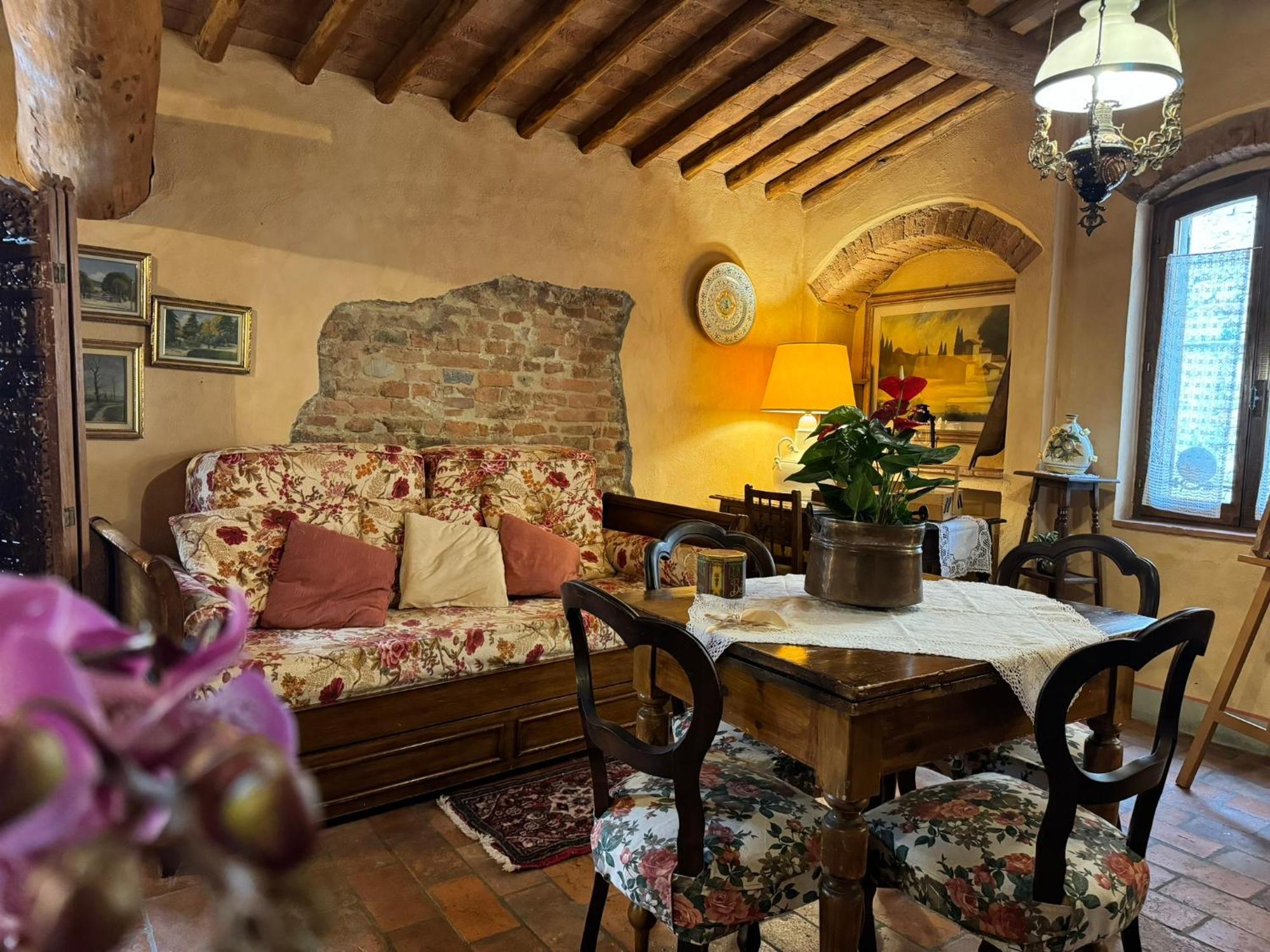 Casa Giulia, Il Gioiello Del Borgo Lejlighed Certaldo Eksteriør billede